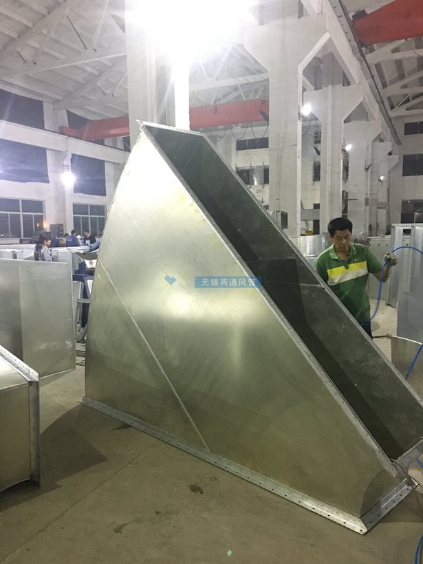 角鐵法蘭風(fēng)管比較突出的優(yōu)勢有哪些